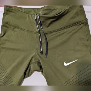 Nike running leggings army green size Medium